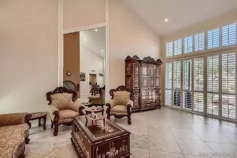 3rd image of 4718 Oporto Pl