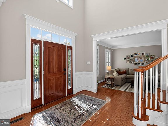 3rd image of 1805 Cold Springs Dr