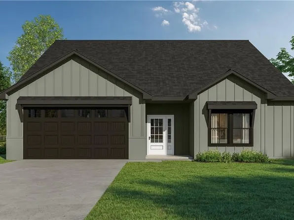 429 Rockers Dr, Baldwin City, KS 66006