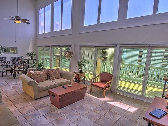 2nd image of 129 E Morningside Dr #1302