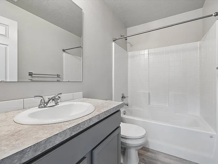 11201 Bidwell St — Photo 17