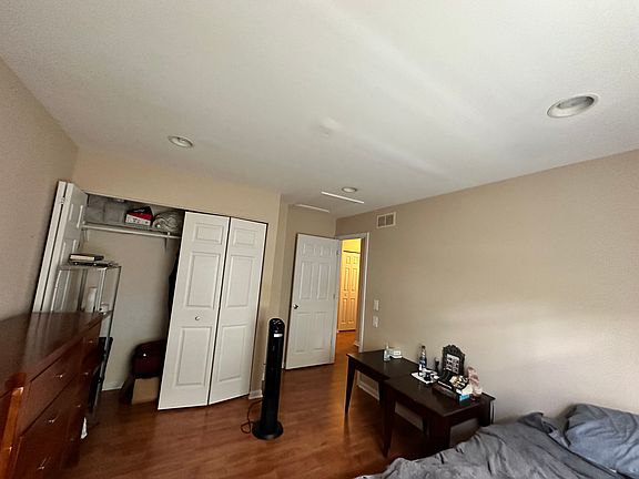 3rd image of 231 Half Moon Cir