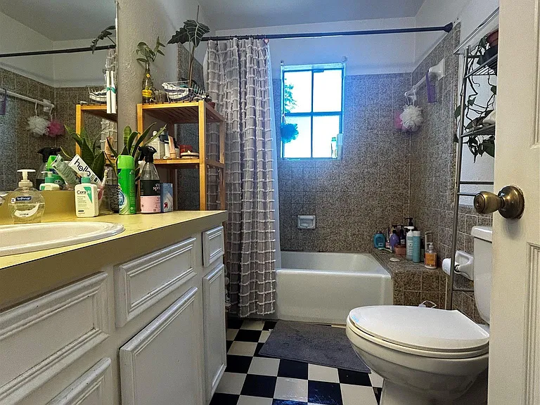 4511 Avenue B #B — Photo 15