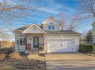 1545 Chauncey Ave, Liberty, MO 64068