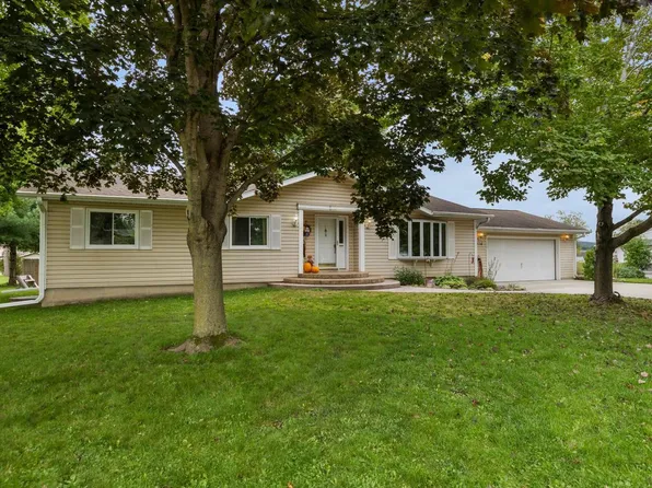 914 Marshall Drive, Mauston, WI 53948