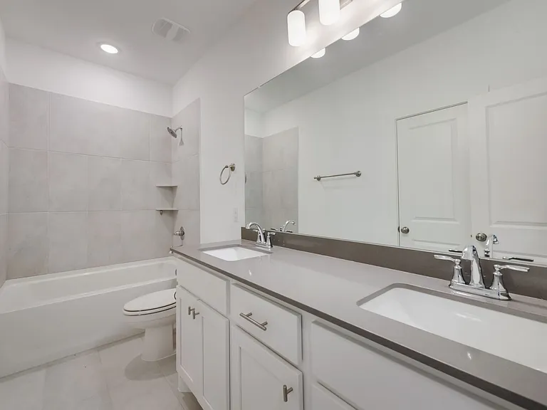442 Matthew Dr — Photo 14