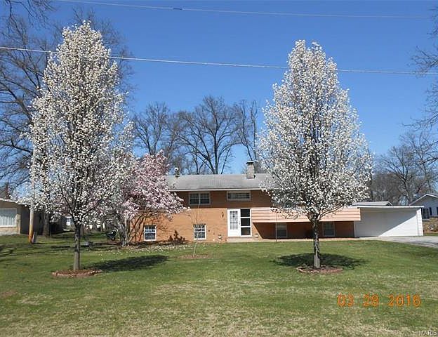 1st image of 27 Hilltop Dr