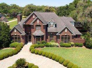204 Prescott Dr, West Columbia, TX 77486