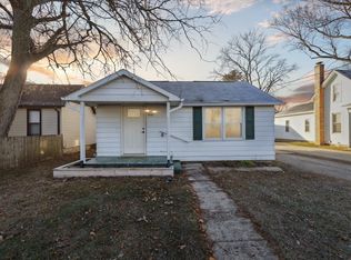 408 W 4th St, Byron, IL 61010