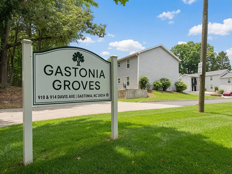Gastonia Groves