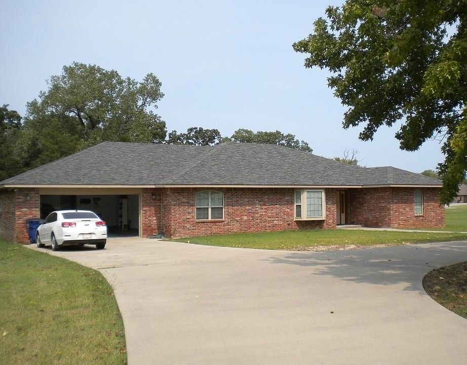 1st image of 1116 Van Dr