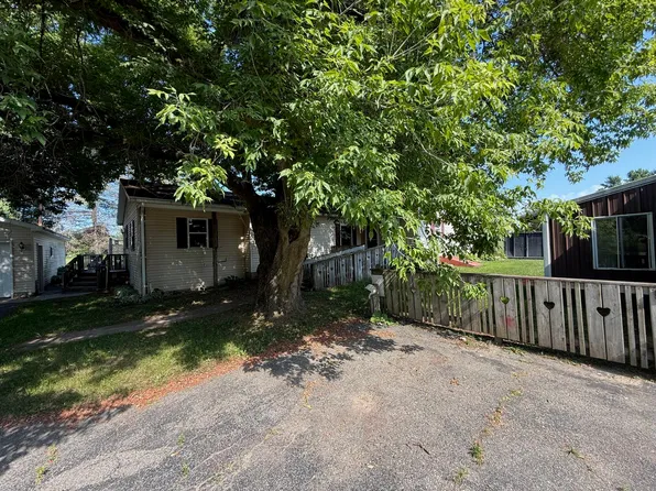 18694 Eisenhower Rd, Morley, MI 49336