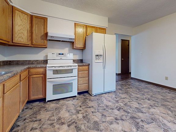 4th image of 3120 Beeson Ave