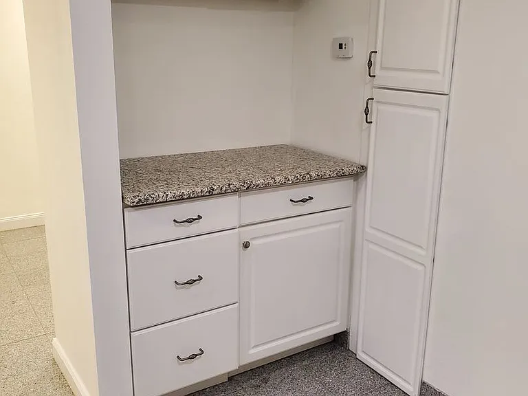 319 Cottonwood Ave — Photo 18