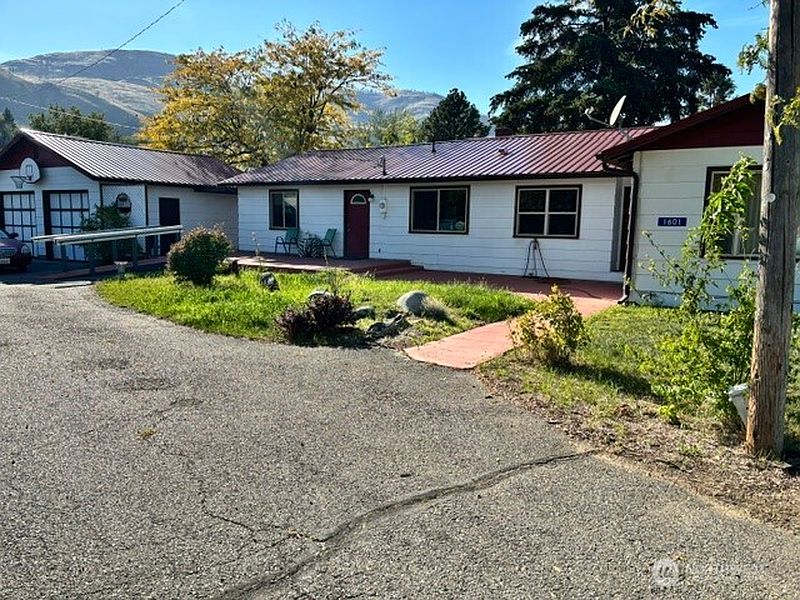 4th image of 1601 Kernan Road