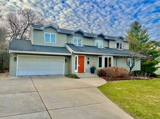 4446 Stonewall Ave, Downers Grove, IL 60515