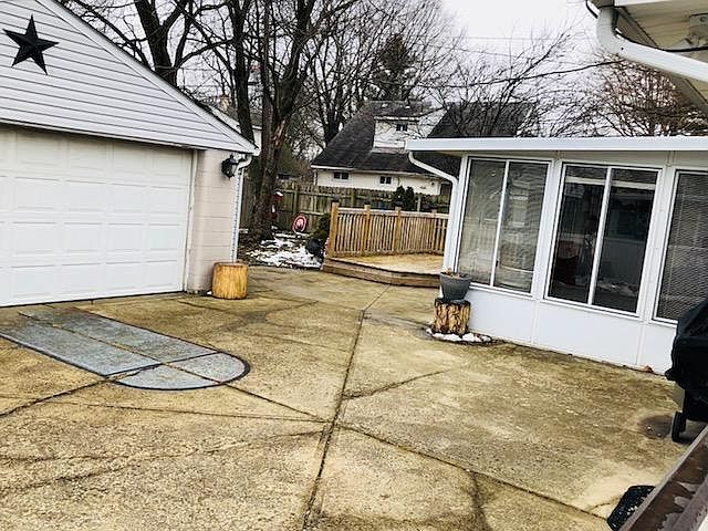 2nd image of 3019 Carol Ave