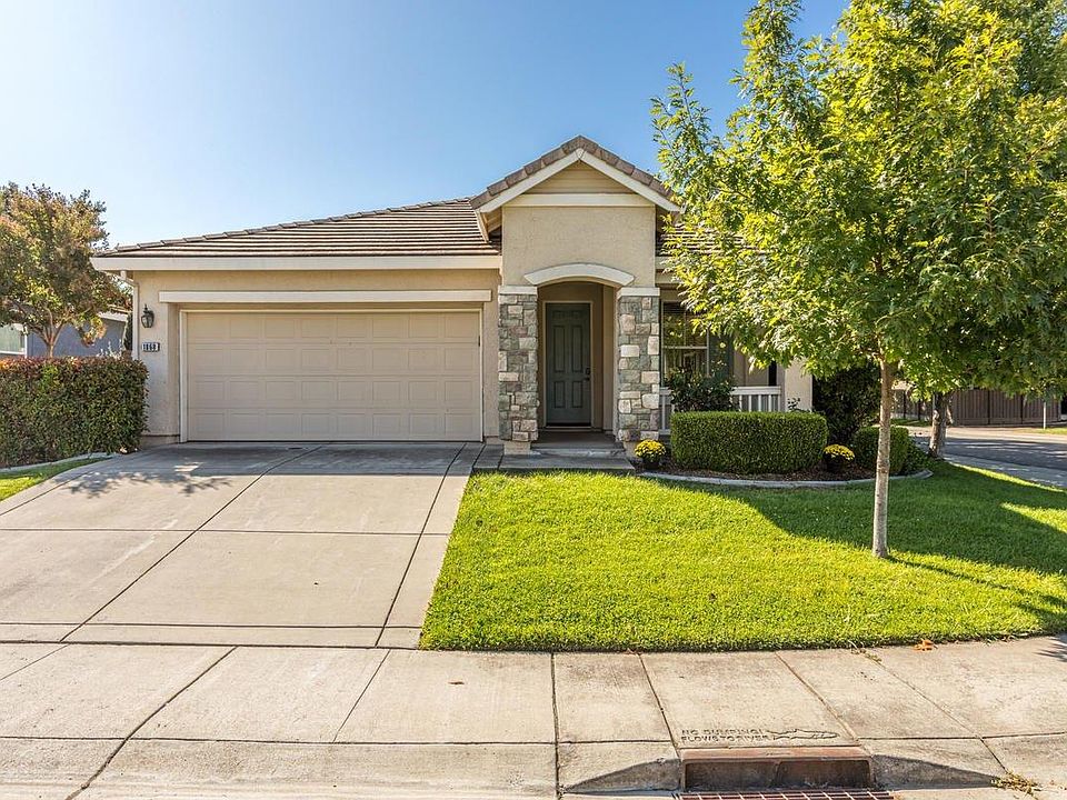 1st image of 1868 Dawnelle Way