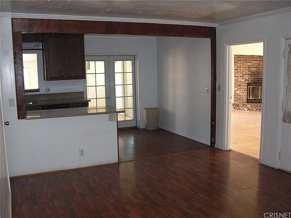 3rd image of 38938 Foxholm Dr