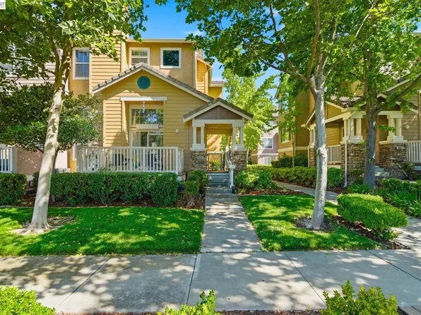 4731 Mangrove Dr, Dublin, CA 94568