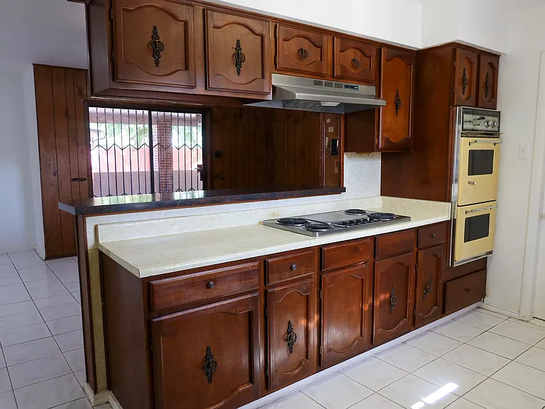 201 Gumwood Ln — Photo 10