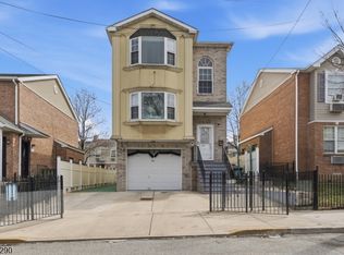 105 Peabody Pl, Newark, NJ 07104