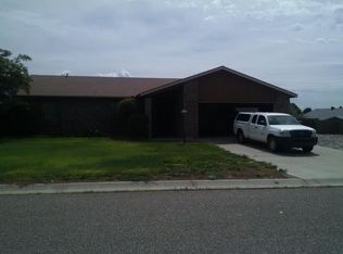 1516 Hummingbird Rd NE, Rio Rancho, NM 87144