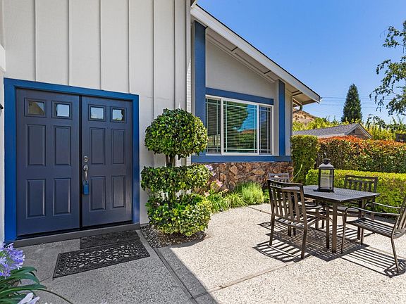 3rd image of 7510 Bayliss Pl