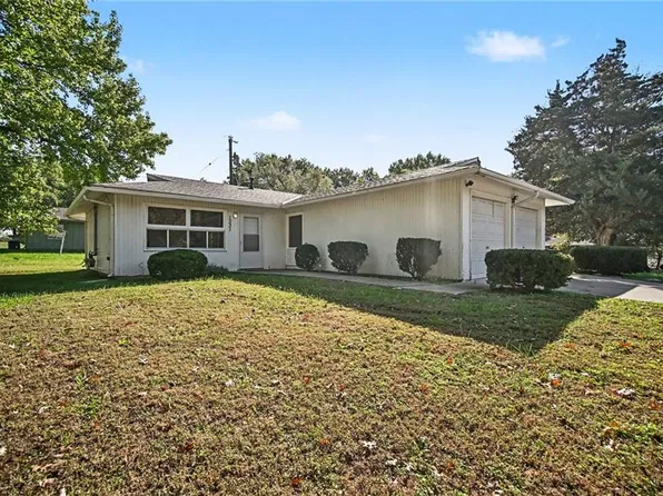 1329-1331 N 64th Ter, Kansas City, KS 66102