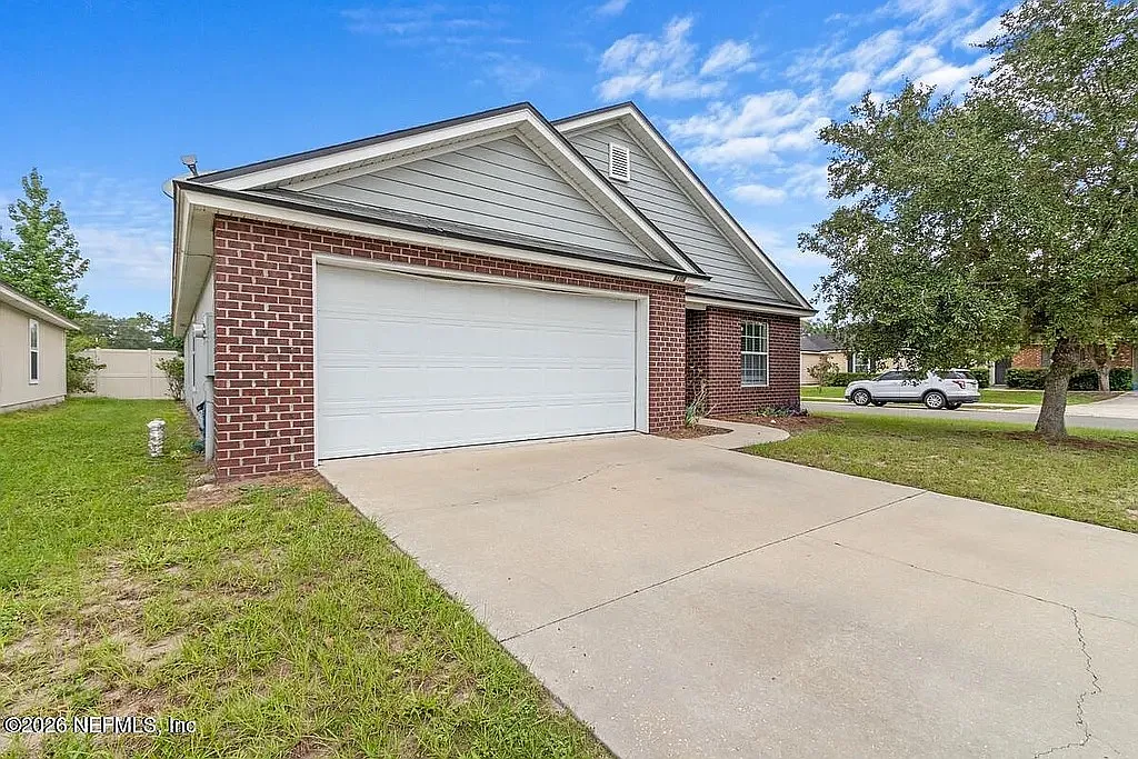4 bed, 1850 sqft, $2,250 — Photo 2