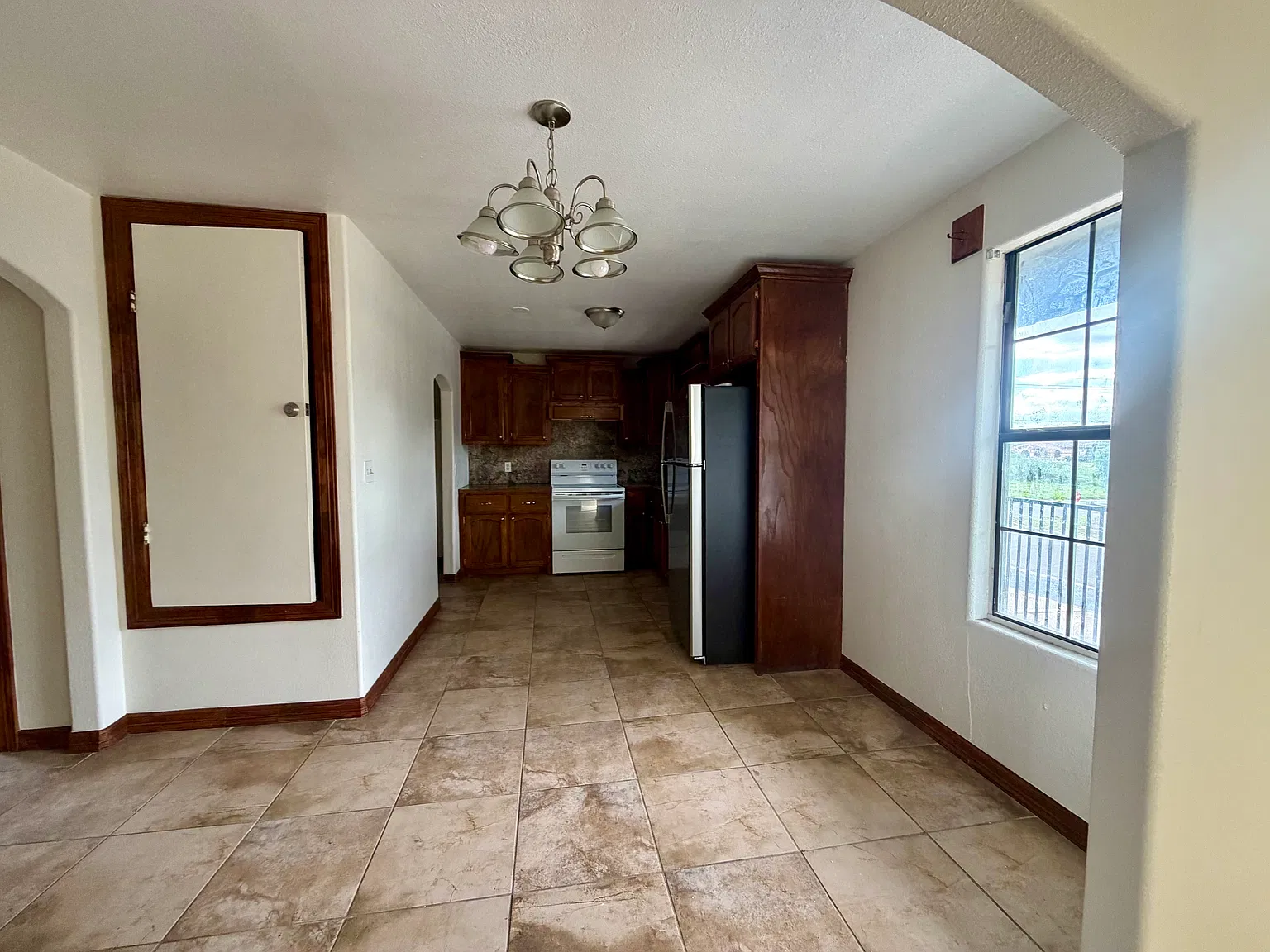 2 bed, 754 sqft, $675 — Photo 3