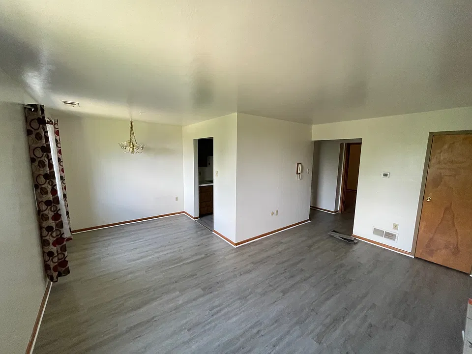 2305 Brownsville Rd #3