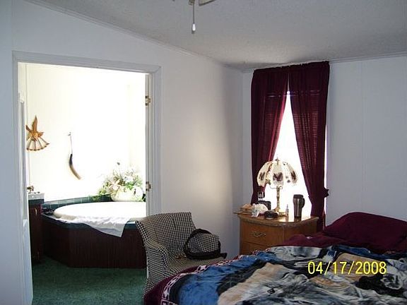 Master Bedroom & Bath