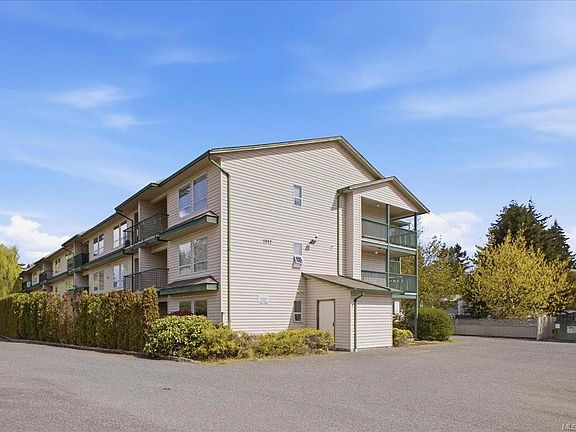 2nd image of 1912 Bowen Rd #208