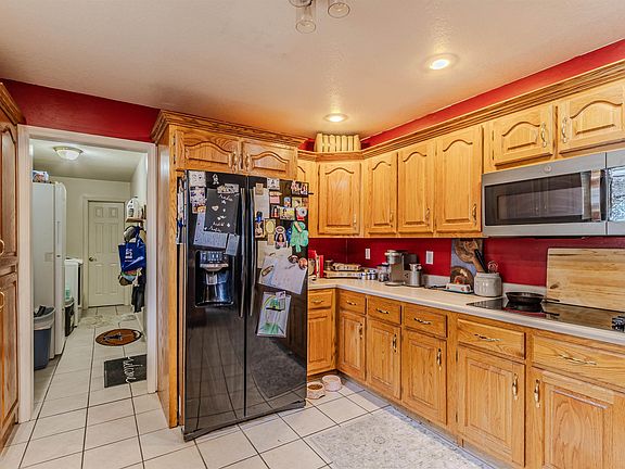 5th image of 4705 Wise St