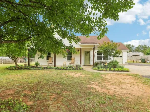 1593 Roscoe Davis Rd, Monroe, GA 30656