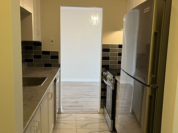 3rd image of 4692 Crysler Ave #302