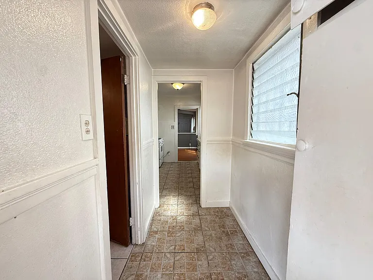 1123 N Vista St #1123 — Photo 2