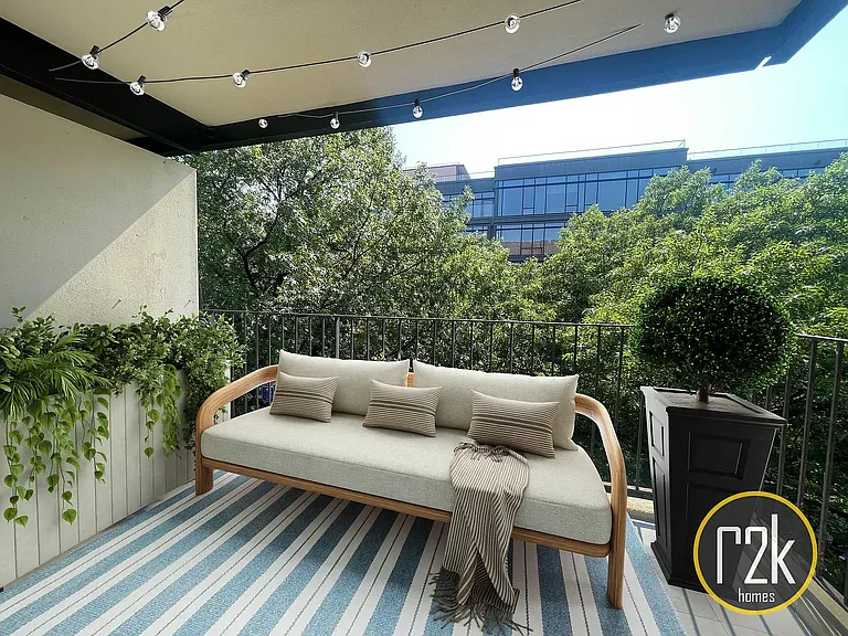 3825 Parsons Blvd #5L — Photo 3
