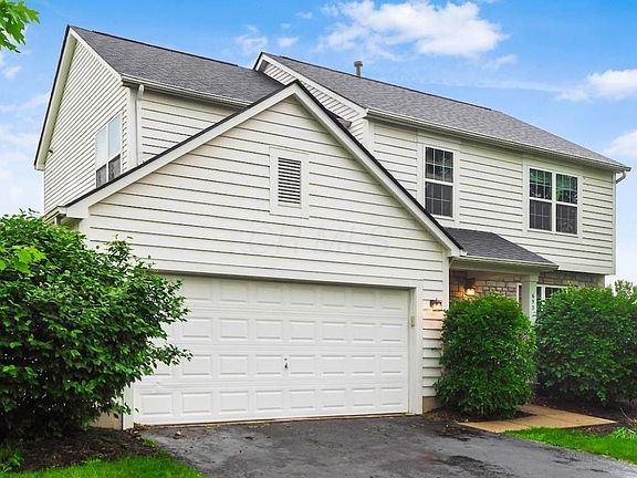 3rd image of 653 Village Park Dr