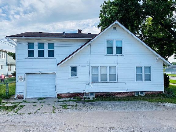 3rd image of 205 S Noyes Blvd