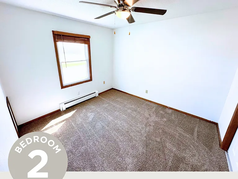100 Park Lane Dr — Photo 29