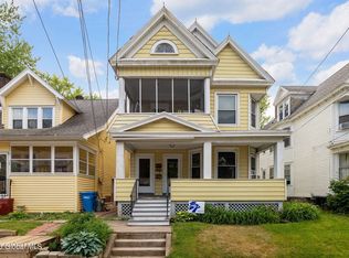 30 Besch Ave, Albany, NY 12209