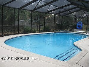 1st image of 2057 Foxwood Dr