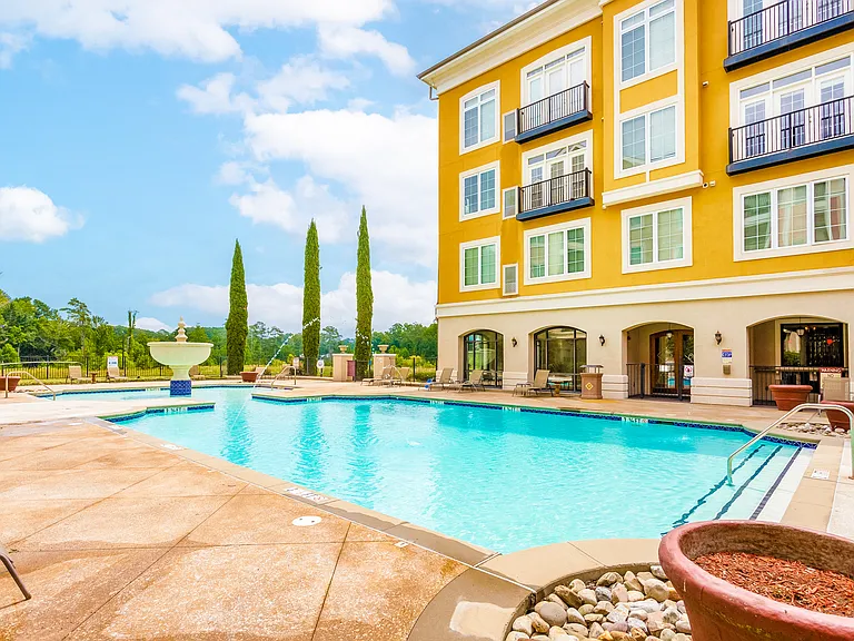 The Villagio — Photo 8