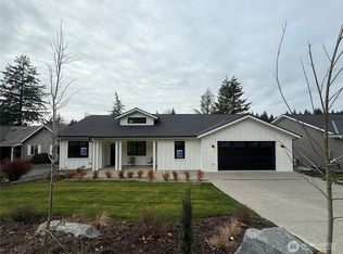 130 E Olympic Ct, Allyn, WA 98524