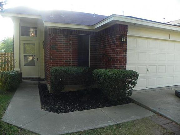 3rd image of 2694 Bradley Ln