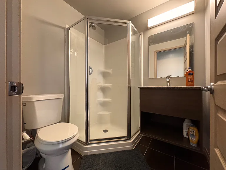 8 Hickory St W #405 — Photo 15