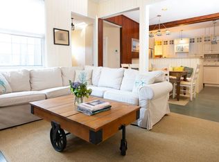 595 Tuckerman Ave #TOWNHOUSE, Middletown, RI 02842