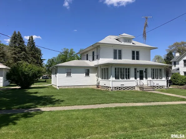 155 E Gossett St, Monmouth, IL 61473